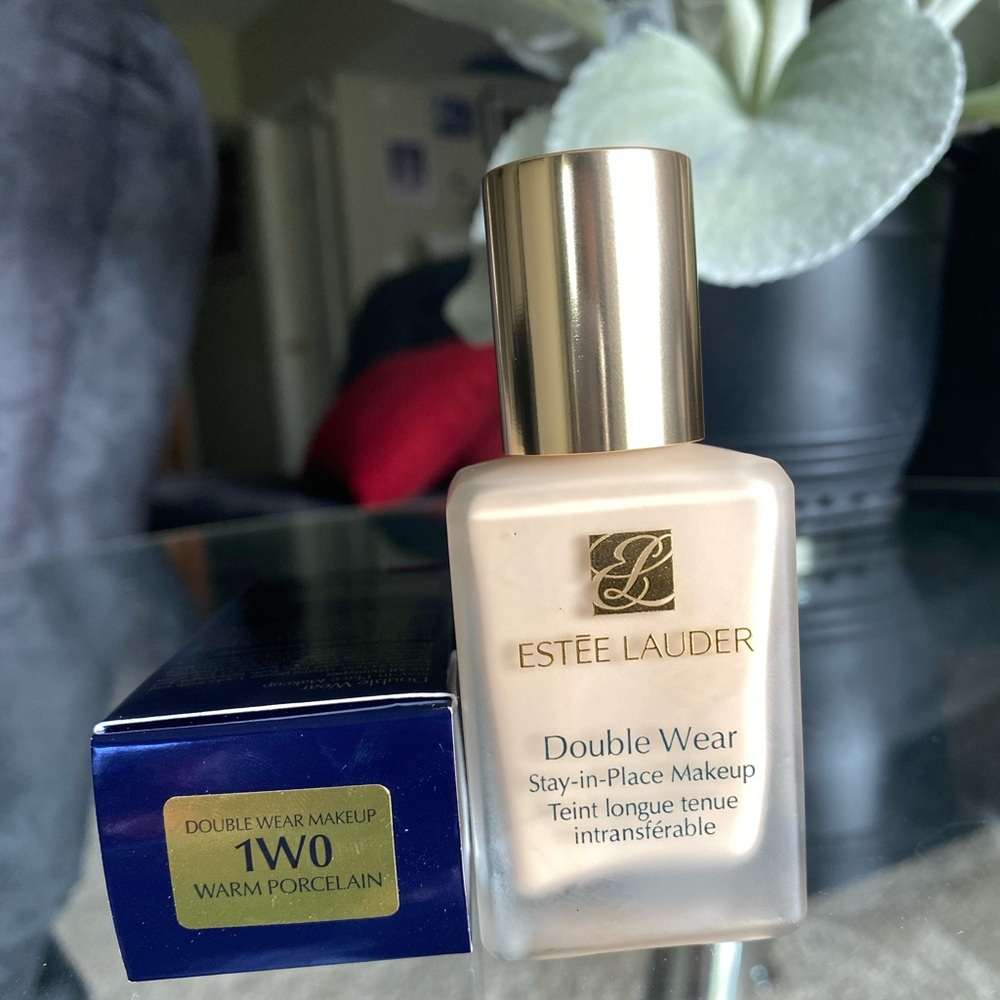 ESTEE LAUDER DOUBLE WEAR - Picture 4 of 4